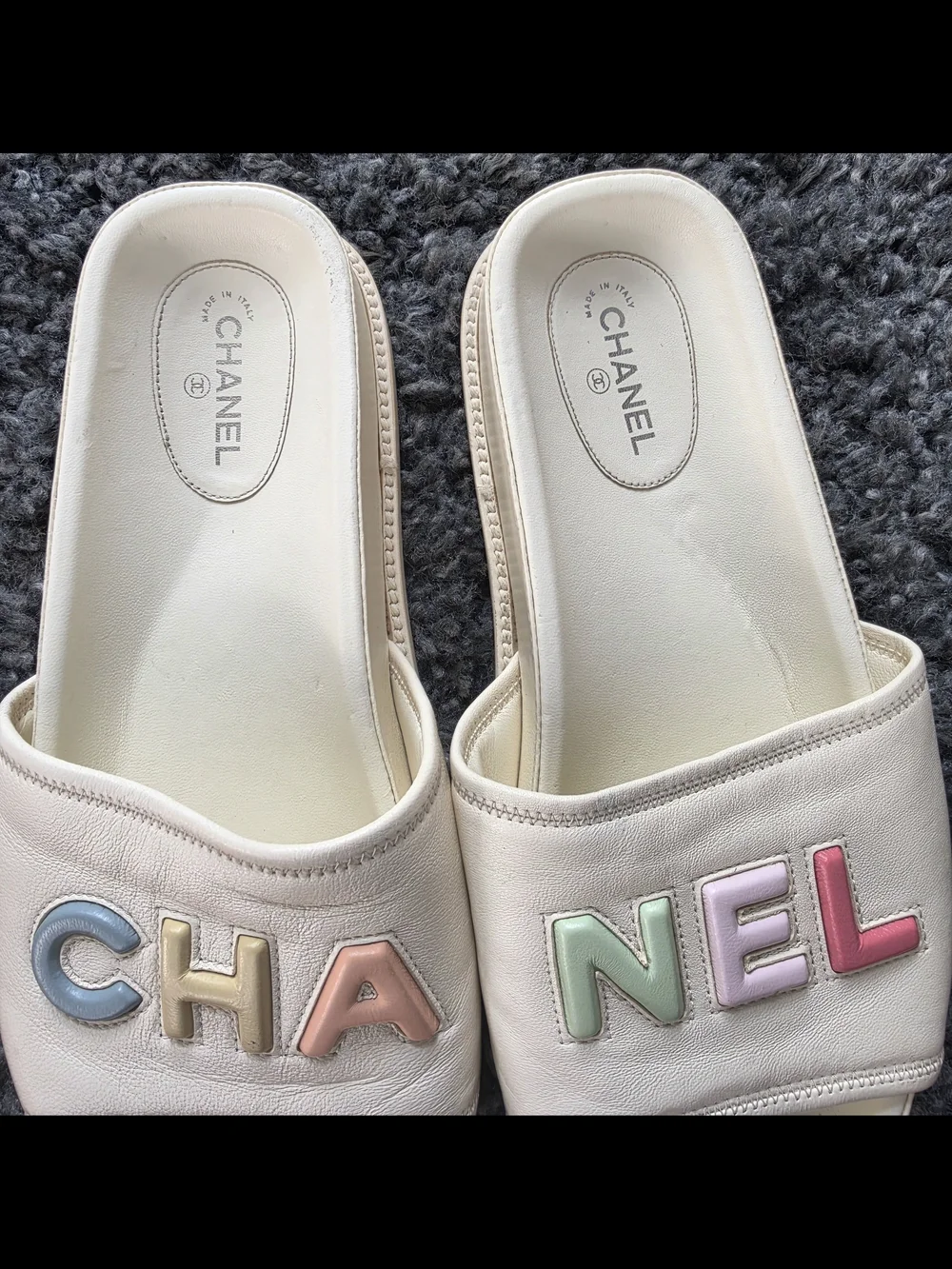 Chanel 22S Ivory Lambskin Multicolor CHANEL Letter Logo Flat Slide Sandal 40